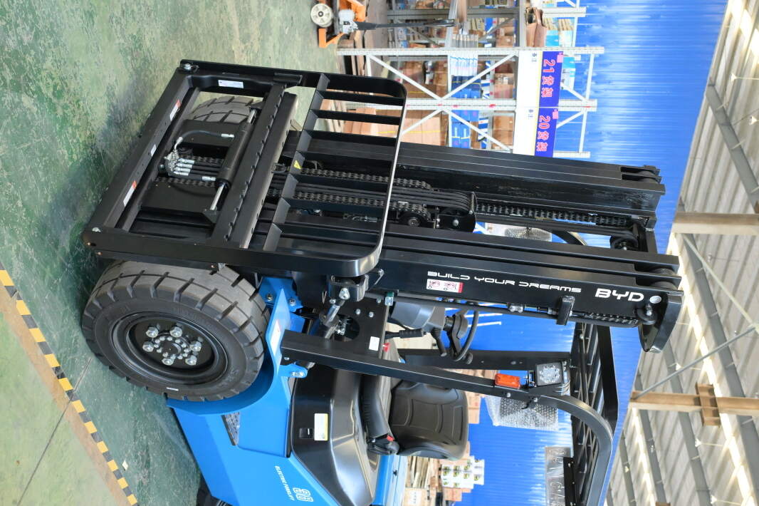 Tu equipo merece carretillas elevadoras eléctricas seguros(Figura3) Tu equipo merece carretillas elevadoras eléctricas seguros(Figura3)