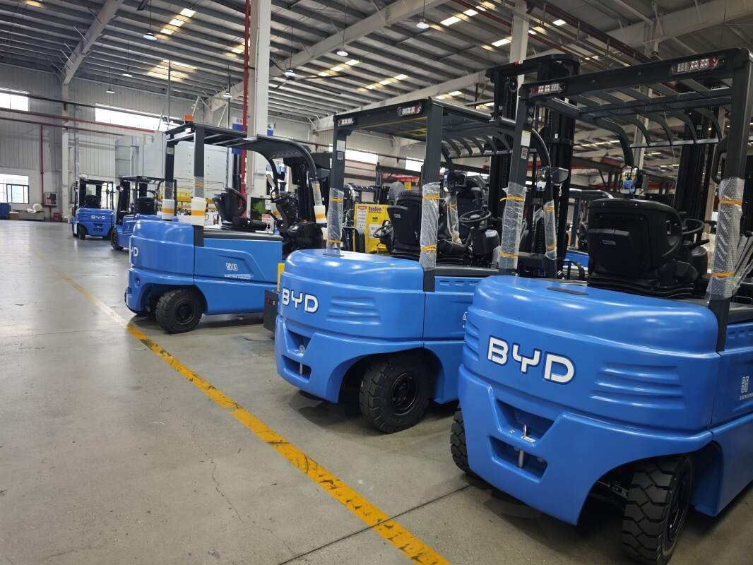 autoelevadores eléctricos para el sector retail y almacenes en Argentina