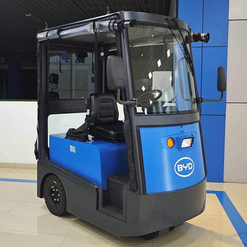 Pequeño pero potente: autoelevador eléctrico de 2 toneladas