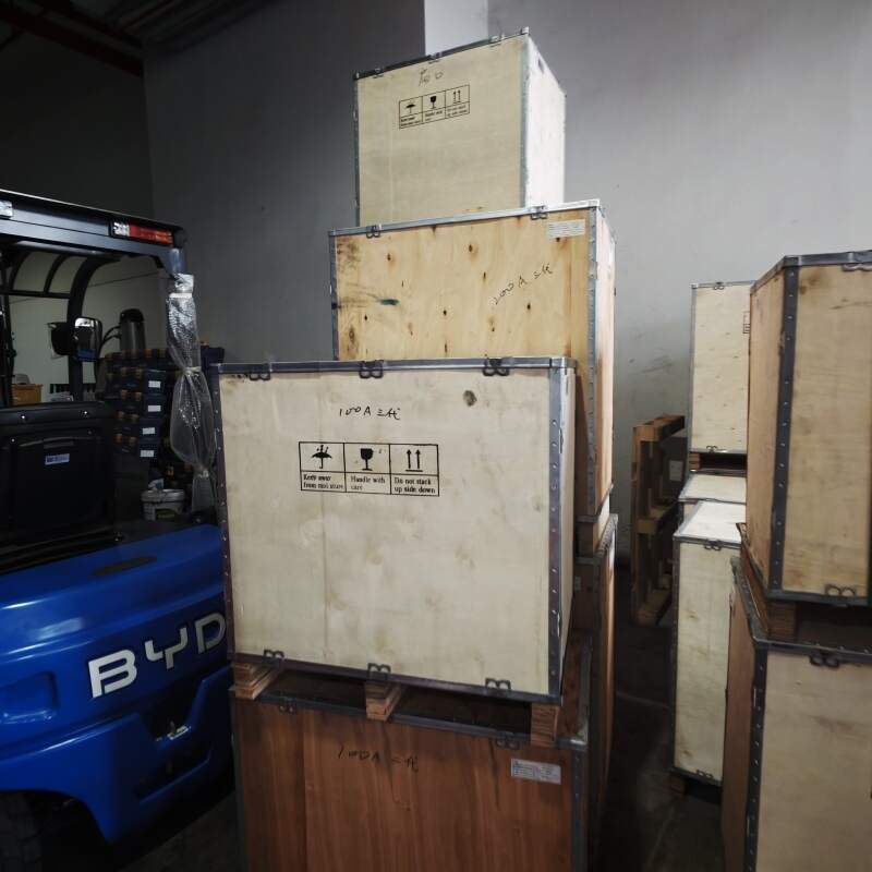 Proveedor de montacargas eléctricos triciclos en Perú
