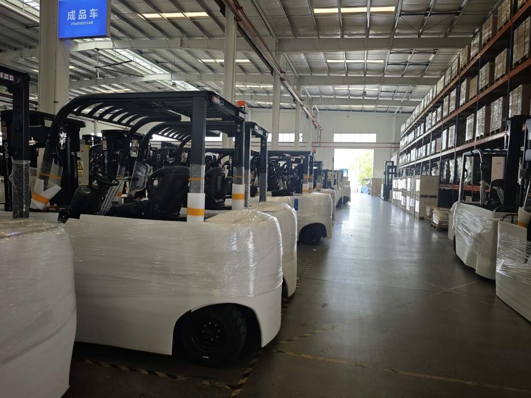 Flexibilidad total: renta de montacargas eléctrico por mes(Figura1)