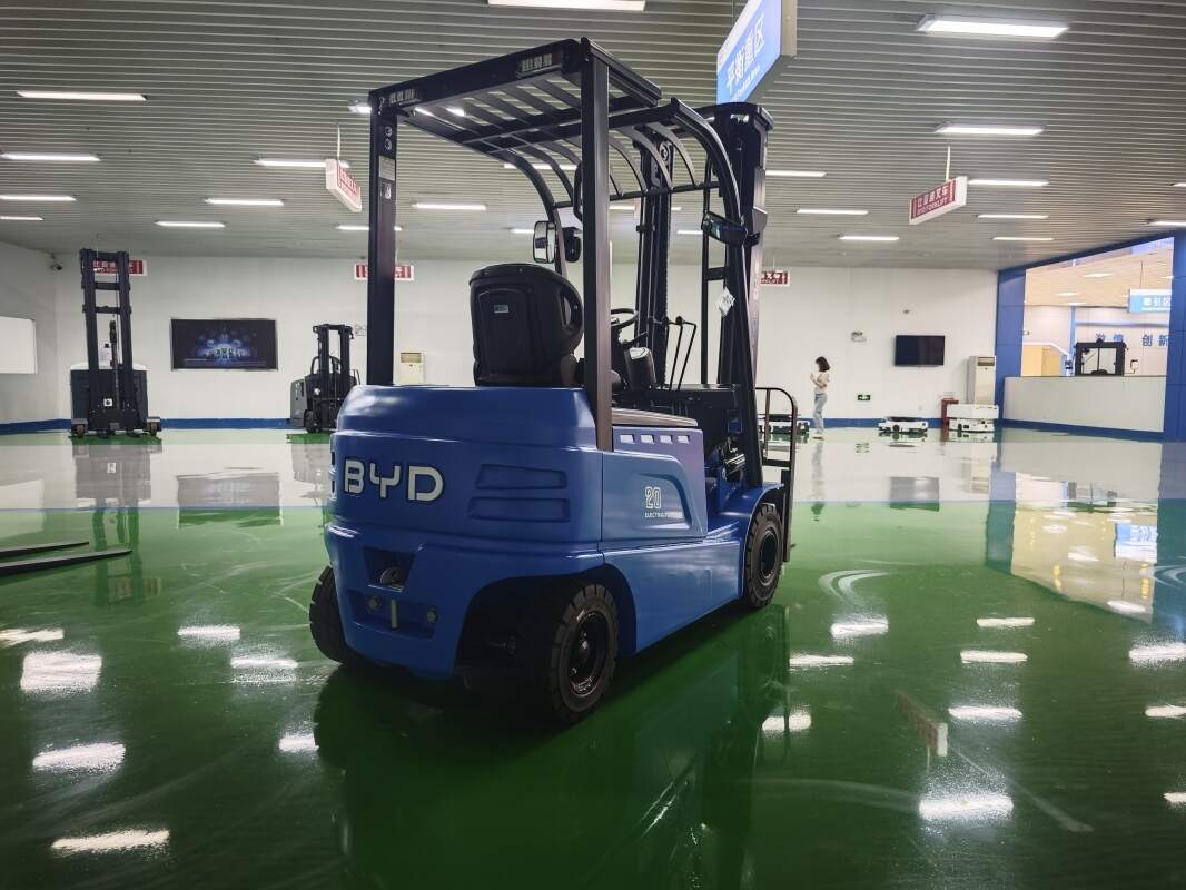 Implementos para autoelevador eléctrico: catálogo en Argentina
