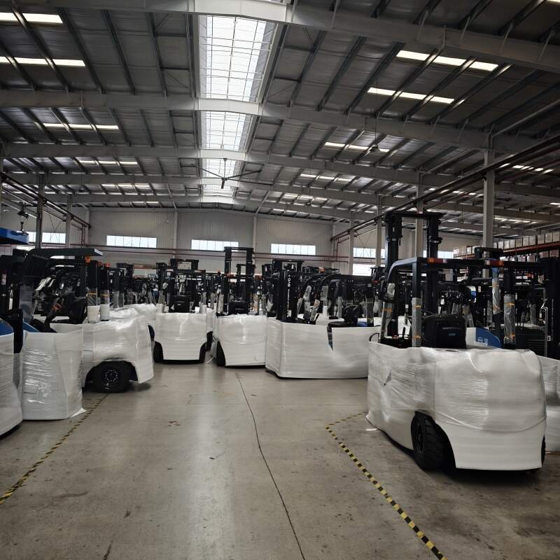 El montacargas eléctrico de 2.5 toneladas en la práctica en Chile(Figura1) El montacargas eléctrico de 2.5 toneladas en la práctica en Chile(Figura1)